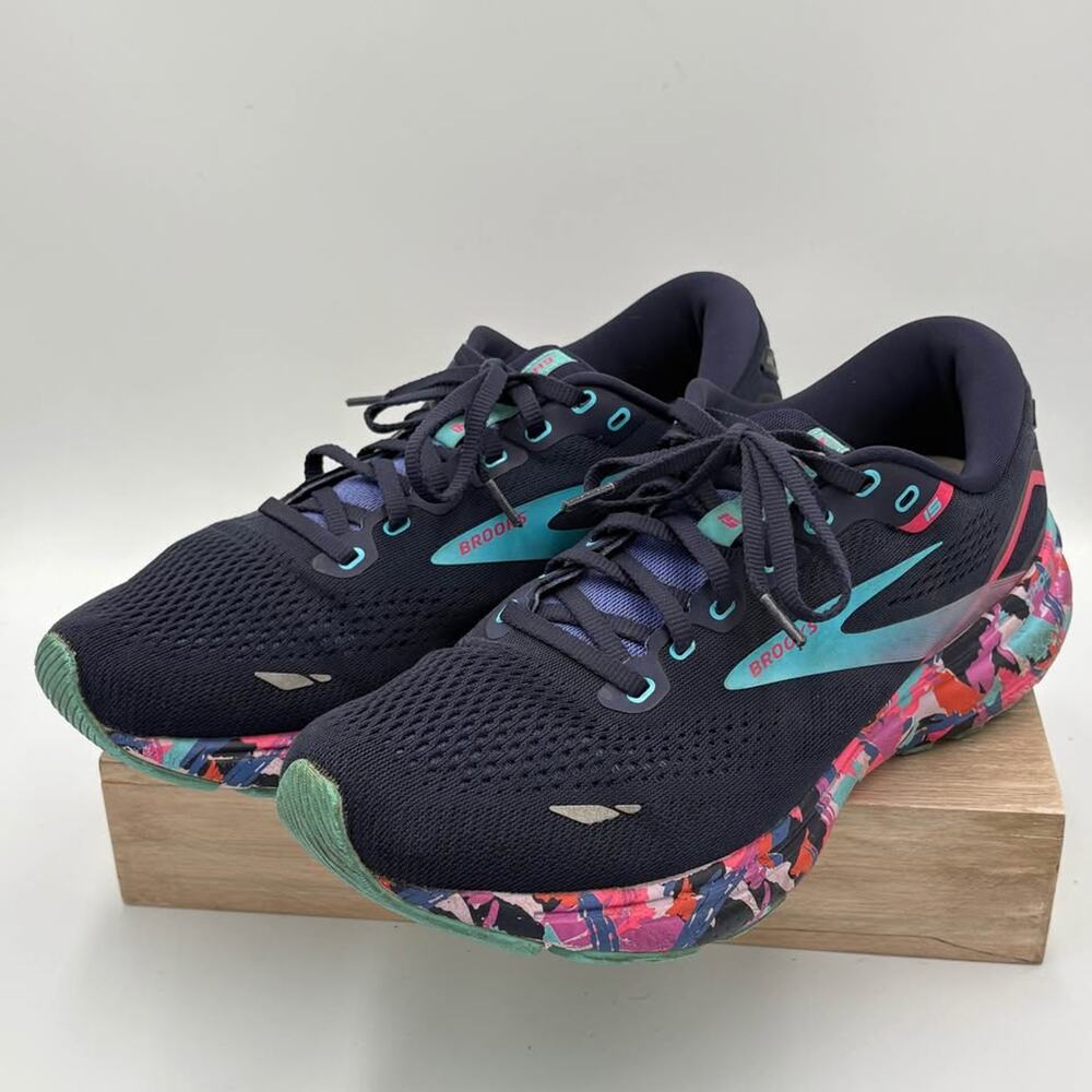 Brooks Ghost 15 Running Shoes size 11.5 Women’s